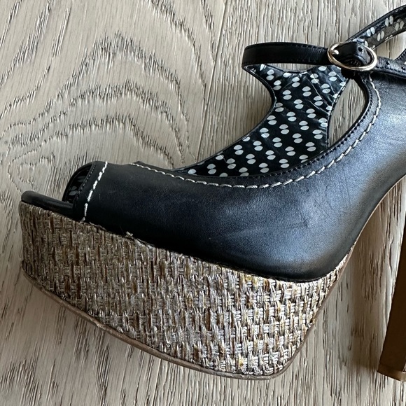 Jessica Simpson Raffia Straw Platform Sandals w/Black Leather Peep Toe - Picture 6 of 15